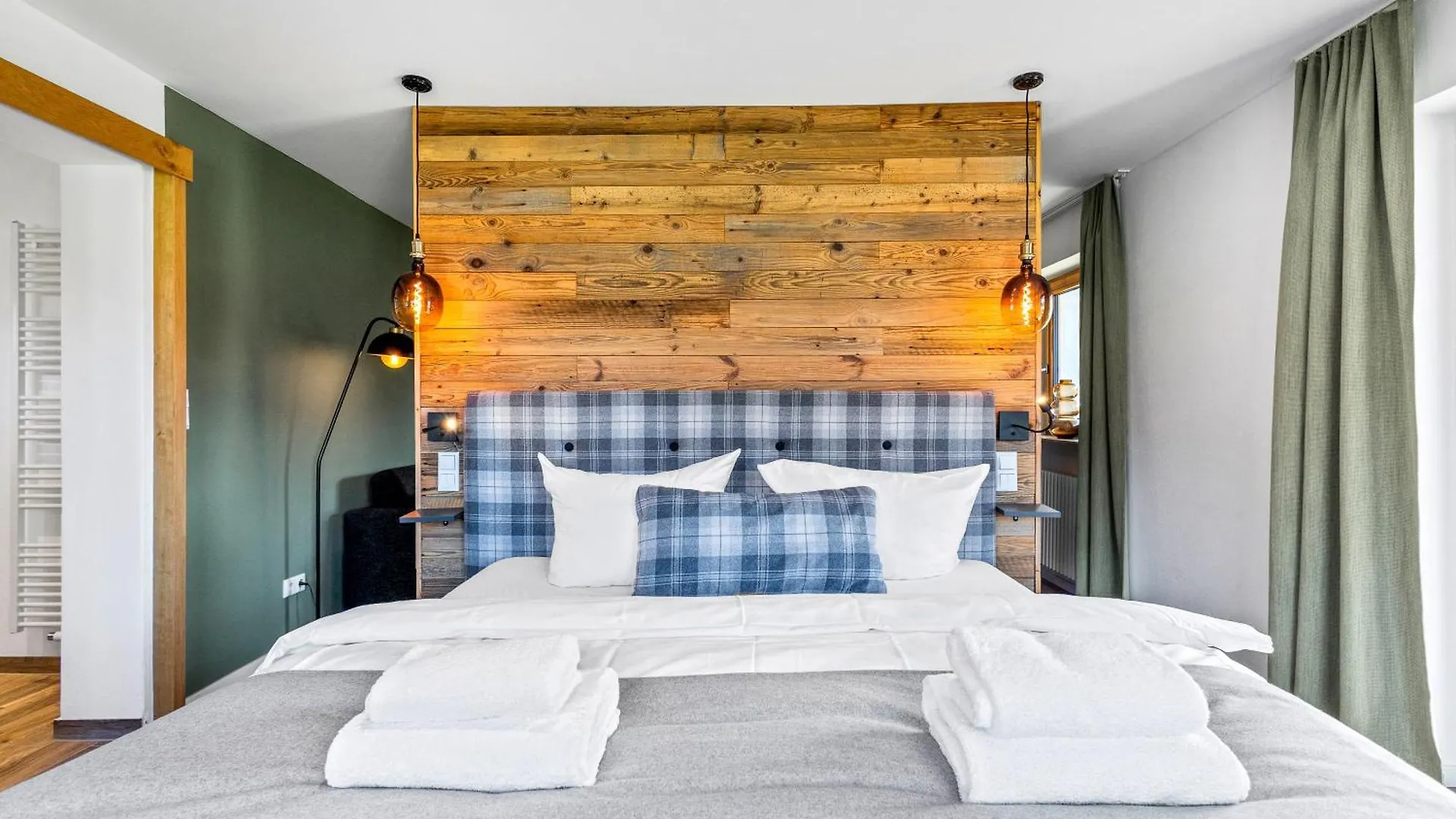 ***** Apartahotel Soho Mountain Chalet - Pool Und Sauna Reit im Winkl Alemania
