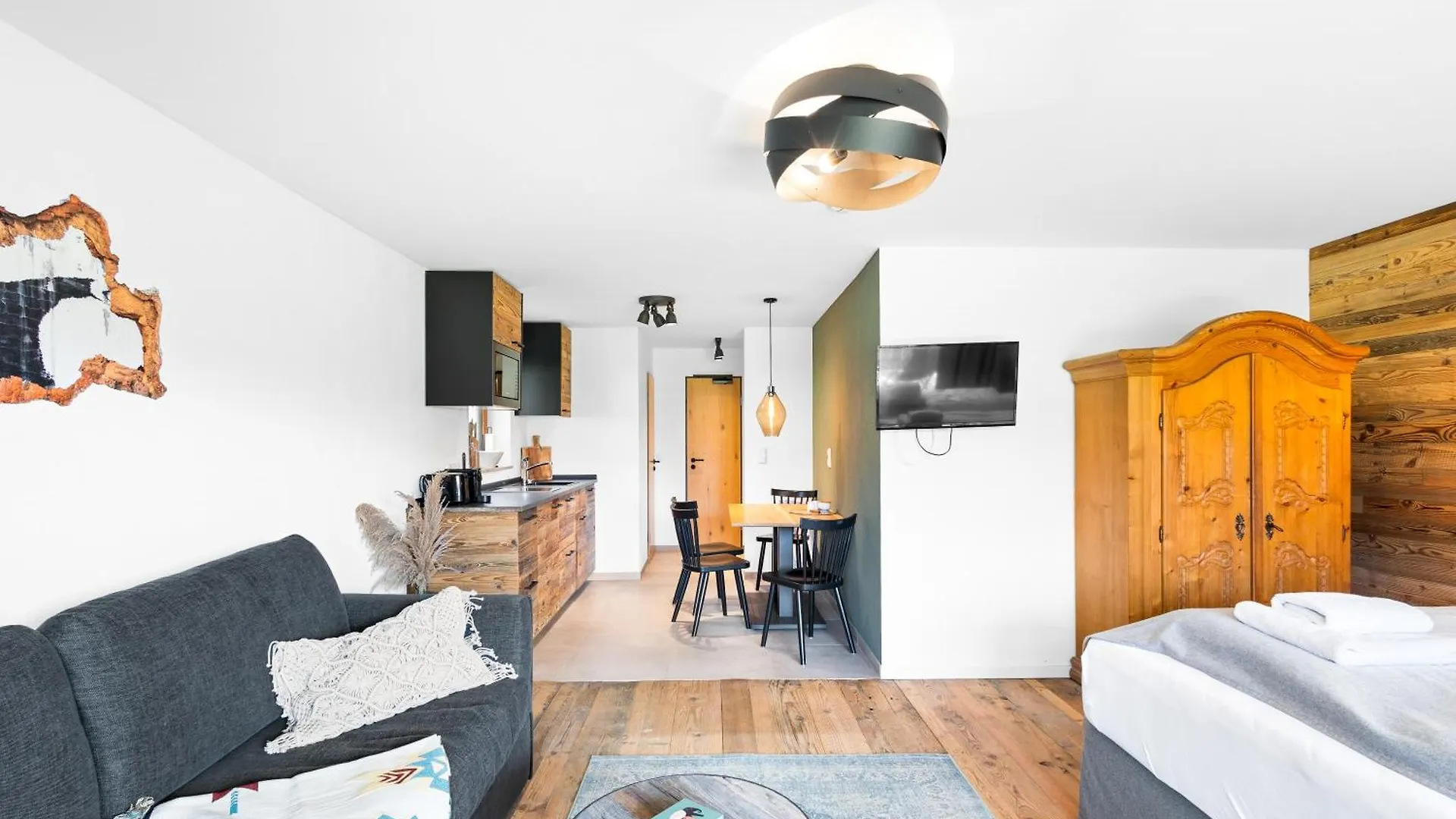 Apartahotel Soho Mountain Chalet - Pool Und Sauna Reit im Winkl